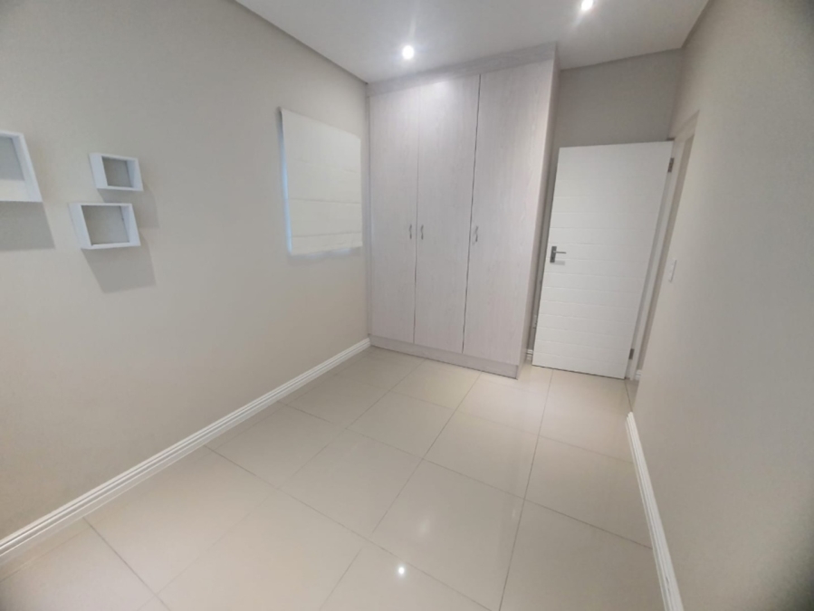 To Let 2 Bedroom Property for Rent in Winterstrand Eastern Cape
